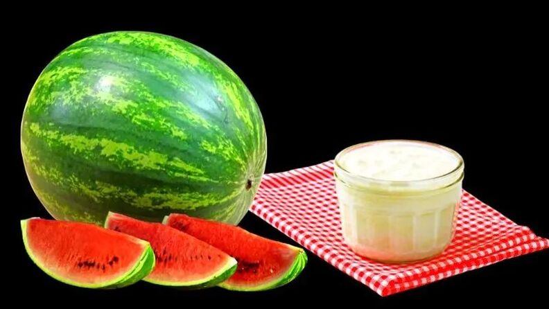 Wassermelone und Kefir zur Gewichtsreduktion. 